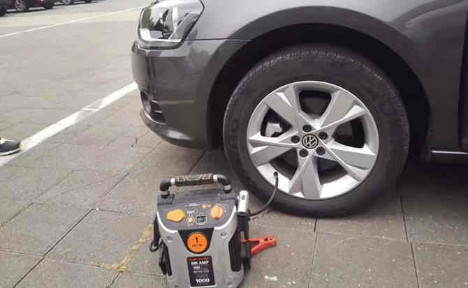 亚东汽车搭电案例